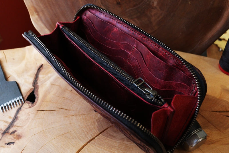 Porte feuille long ciselé floral