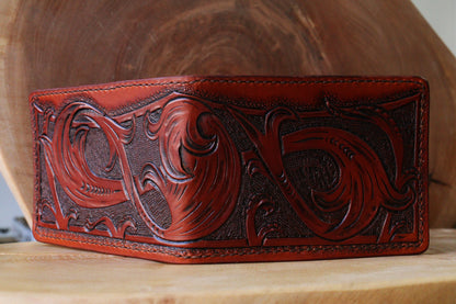 Porte-cartes en veg-tan ciselé à la main.