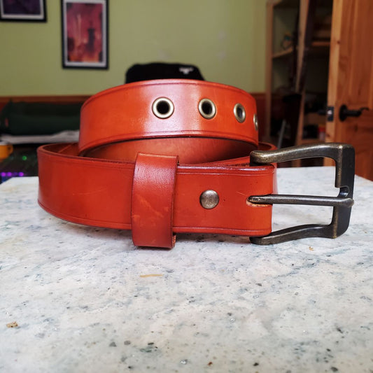 Simple vegetable leather belt