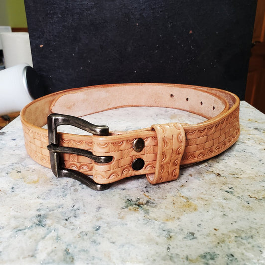 Natural basketweave belt